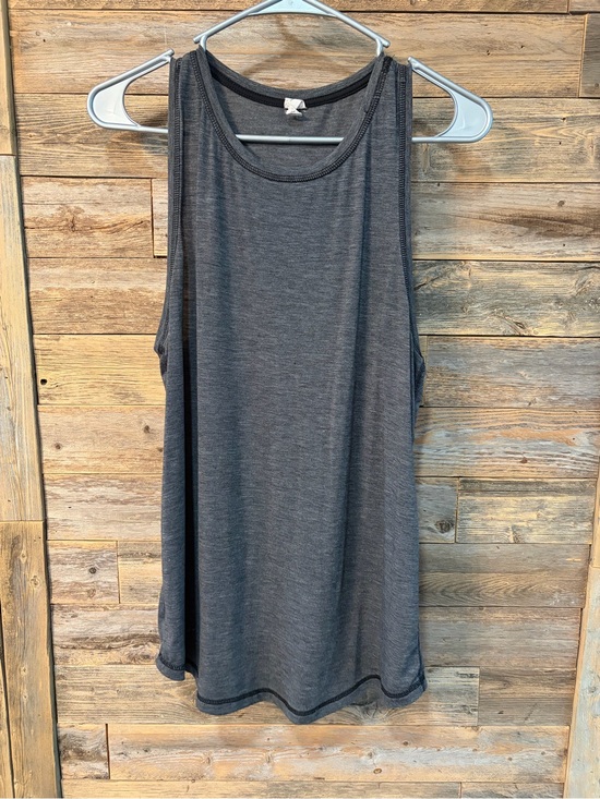 C9 by Champion Tops - C9 Champion Women’s Sleeveless Gray Tank Top* - size M